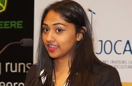 CYSA Senior Finalist Raveena Raveendran